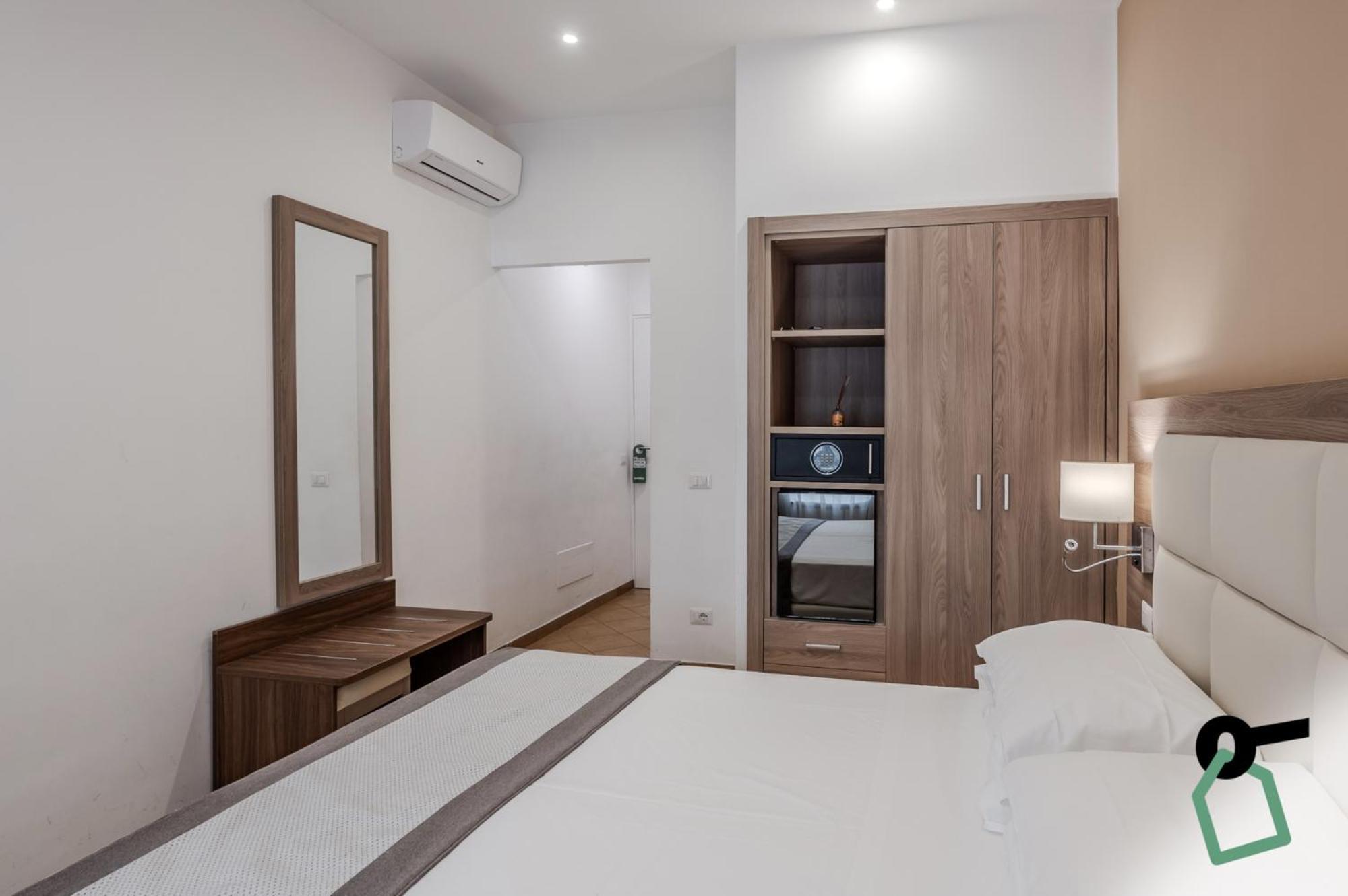 Hotiday Room Collection - Napoli Residenza Scarlatti Kültér fotó