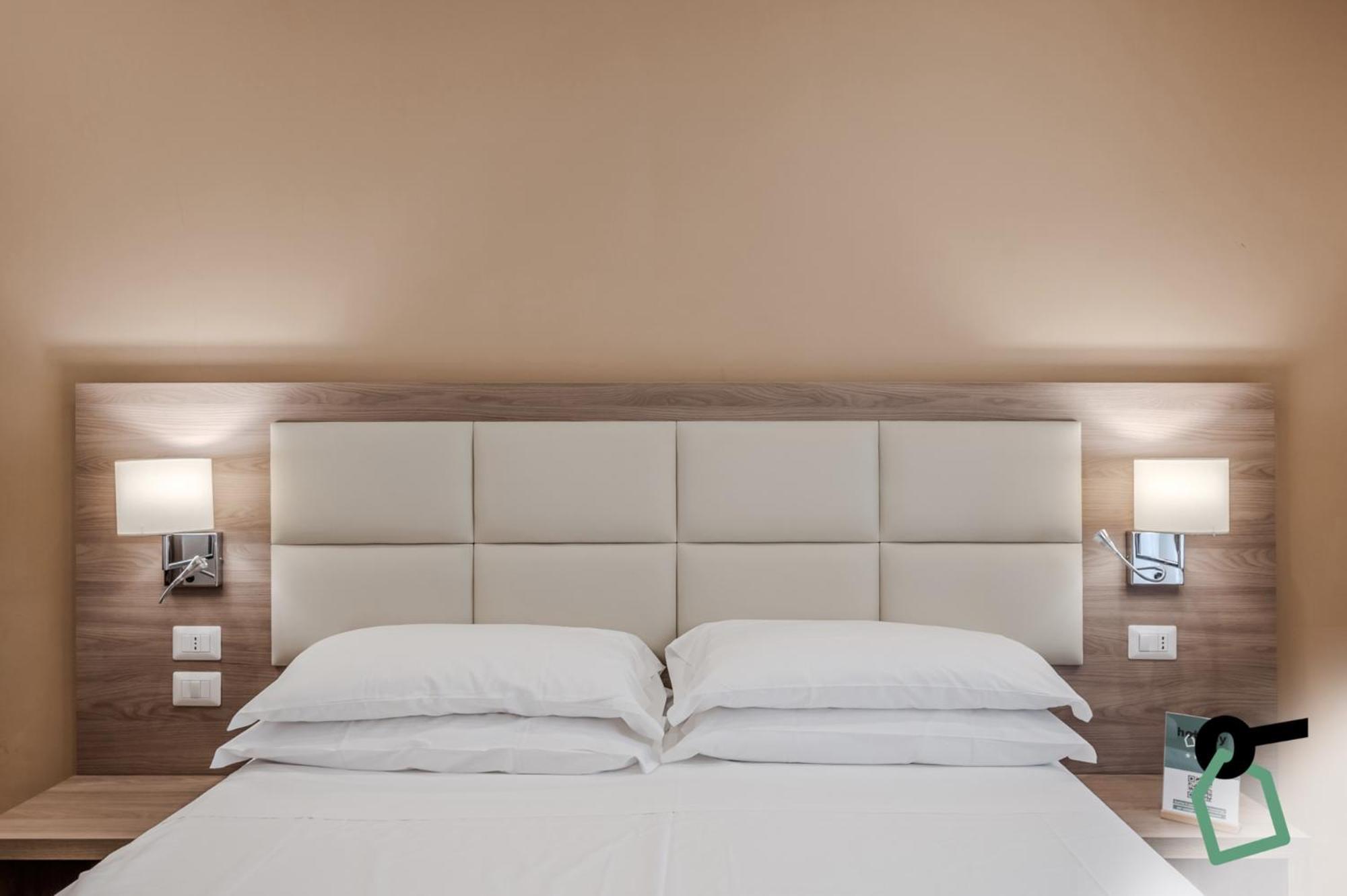 Hotiday Room Collection - Napoli Residenza Scarlatti Kültér fotó